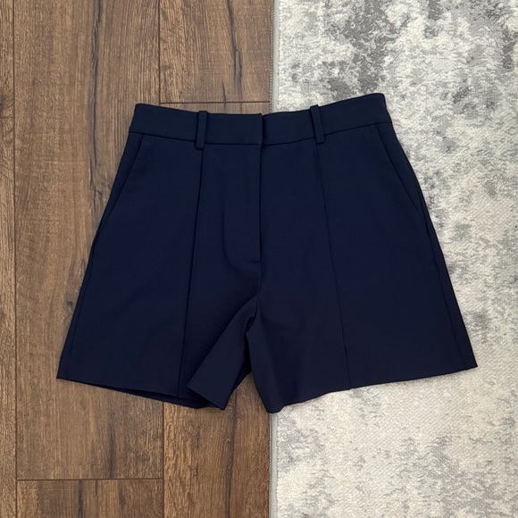 G/FORE Women's Navy Shorts - Picture 1 of 3